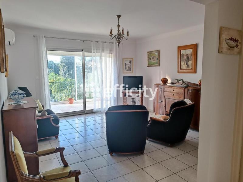 Maison - 139 m² - 7 pièces