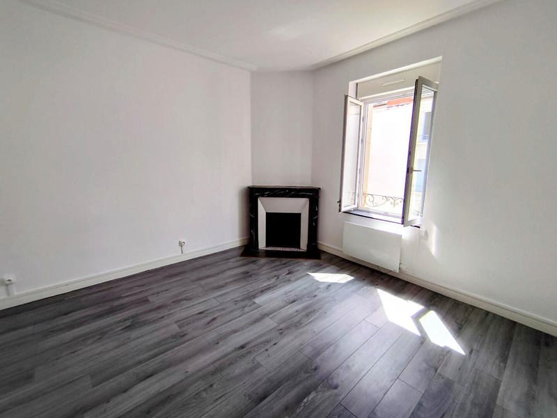 Immeuble - 365 m² - 19 pièces