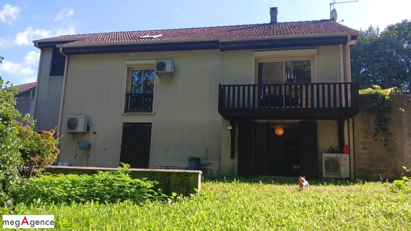 Maison d'architecte - 228 m² - 9 pièces