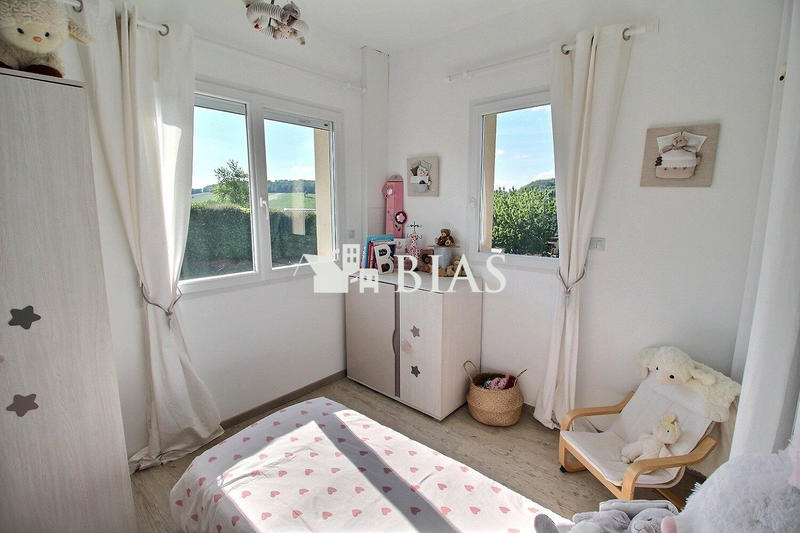 Maison - 168 m² - 7 pièces