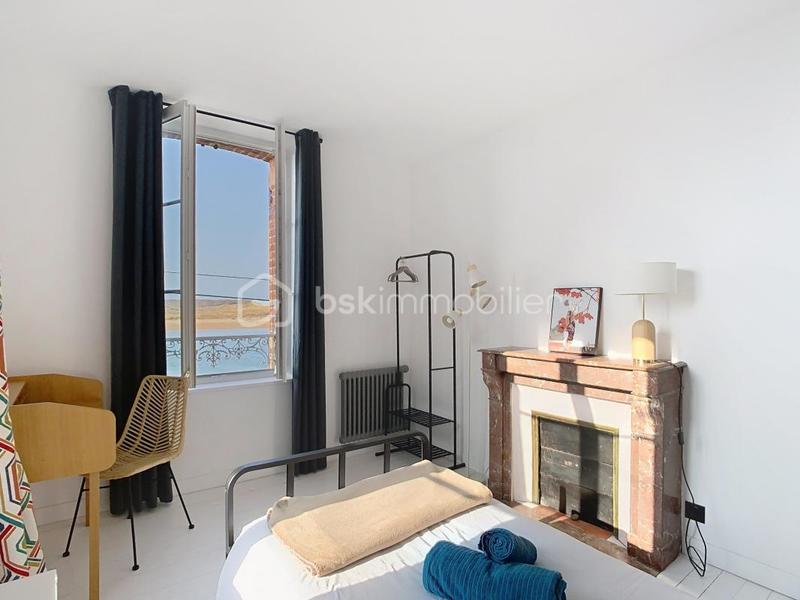 Maison - 161 m² - 8 pièces