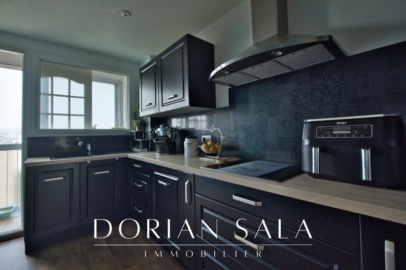 Appartement - 83 m² - 4 pièces