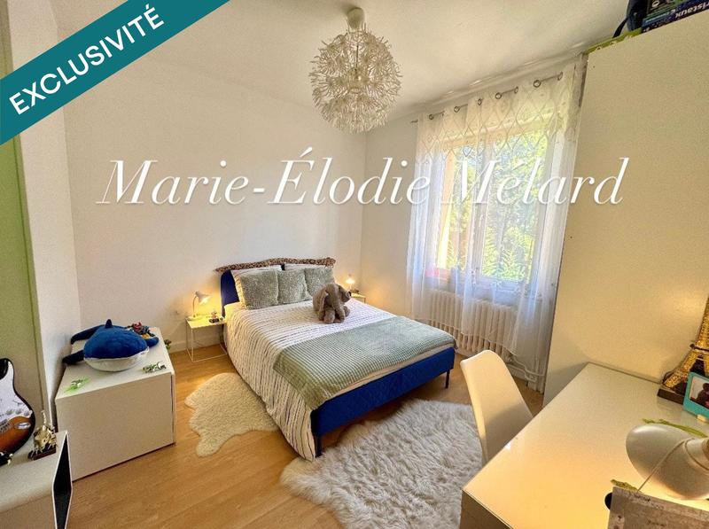 Maison - 200 m² - 9 pièces