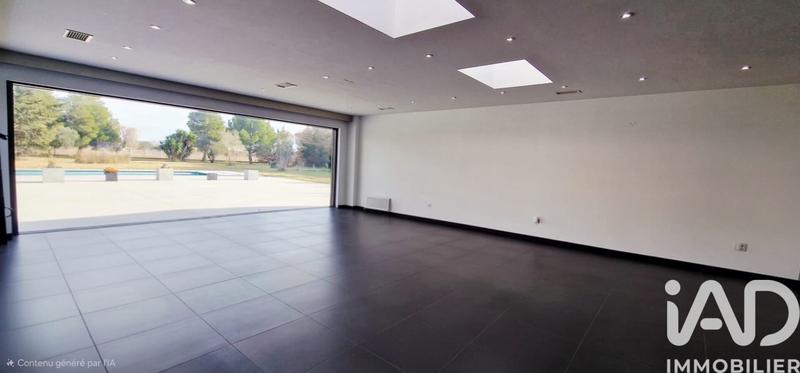 Maison - 285 m² - 5 pièces