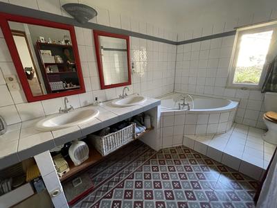 Maison - 122 m² - 5 pièces