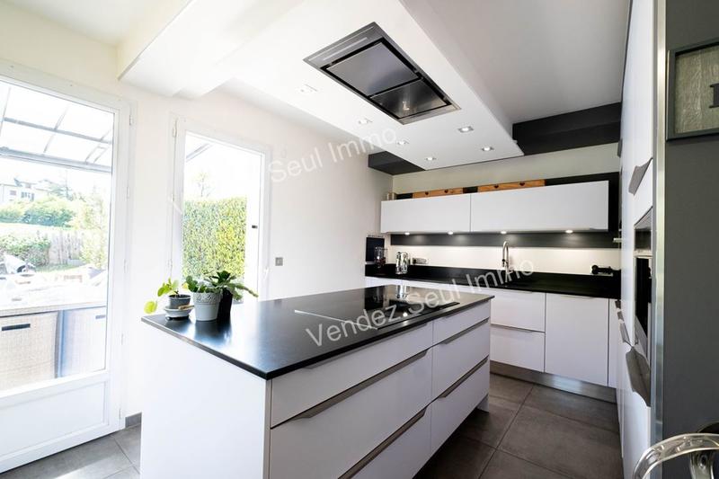 Maison - 99 m² - 4 pièces