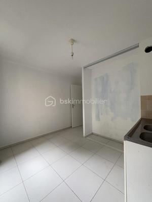 Studio - 28 m² - 1 pièce