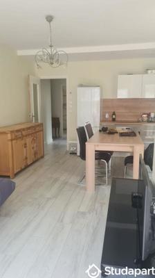 Chambre - 9 m² - 1 pièce