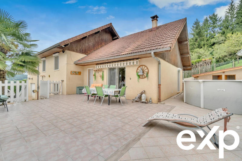 Maison - 167 m² - 6 pièces