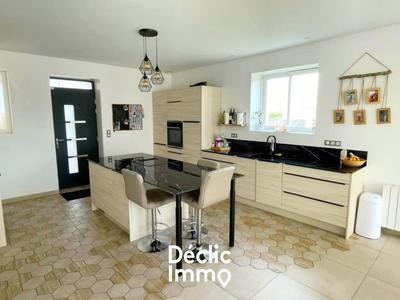 Maison ancienne - 193 m² - 6 pièces