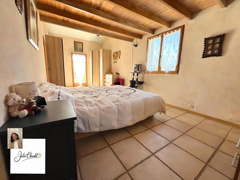 Maison - 170 m² - 5 pièces