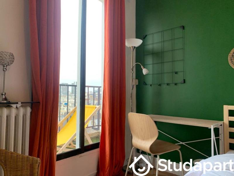 Chambre - 11 m² - 1 pièce