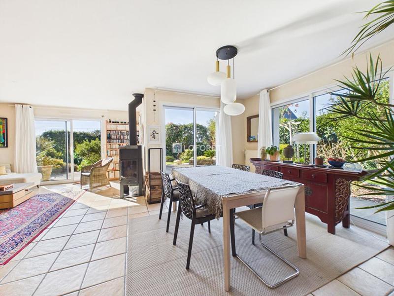 Maison - 138 m² - 5 pièces