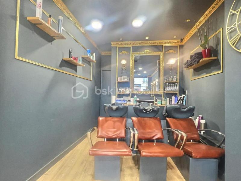 Bureau - 40 m² - 4 pièces