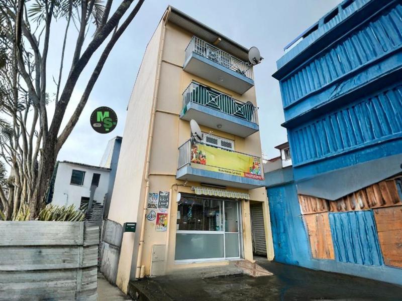 Immeuble - 460 m² - 19 pièces