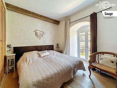 Maison - 488 m² - 19 pièces