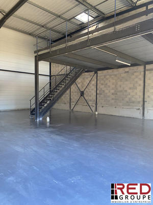 Local d'activités - 228 m²