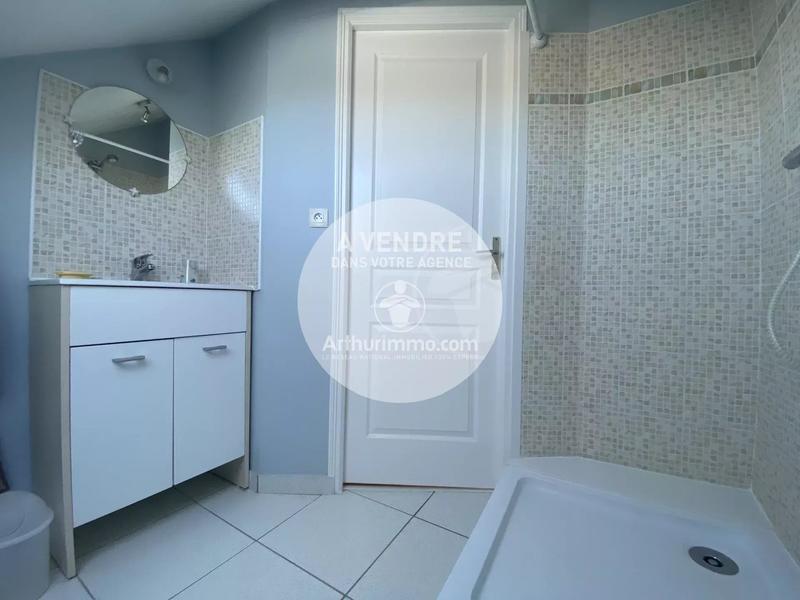 Maison - 160 m² - 8 pièces