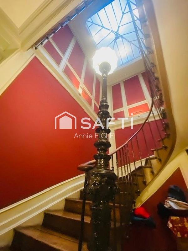 Maison de maîtres - 356 m² - 10 pièces