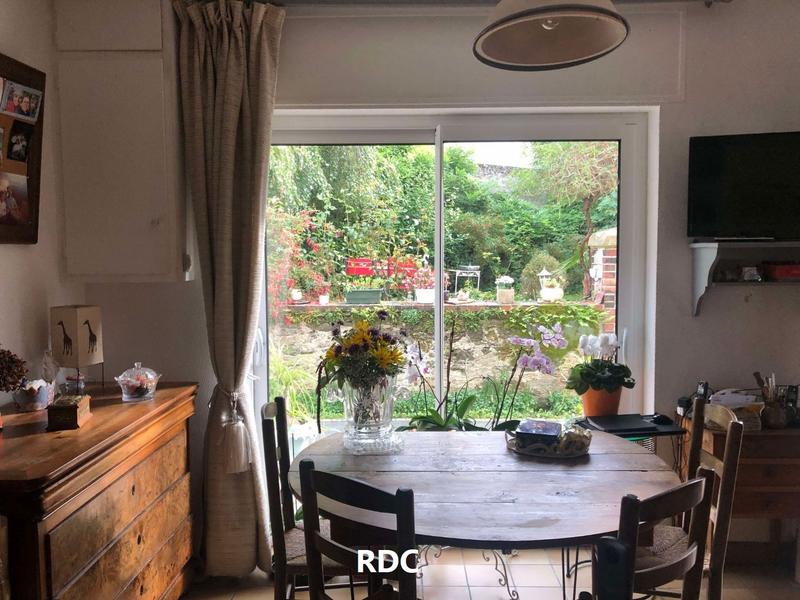 Maison - 180 m² - 6 pièces