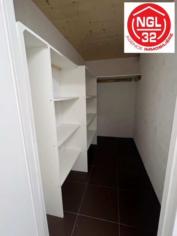 Appartement - 81 m² - 4 pièces