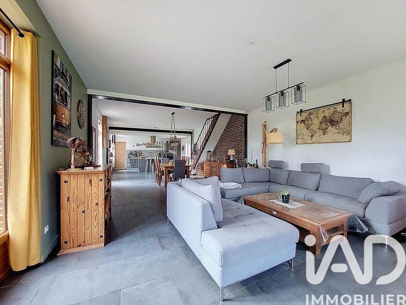 Maison - 219 m² - 8 pièces