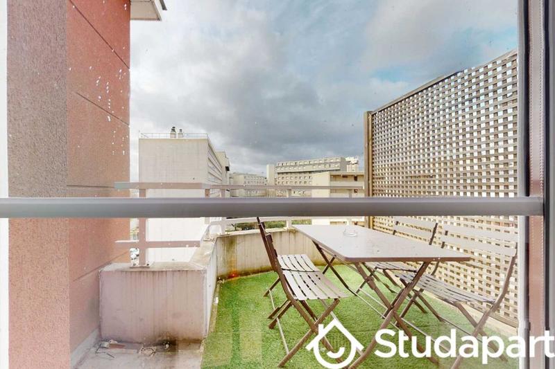 Chambre - 9 m² - 1 pièce