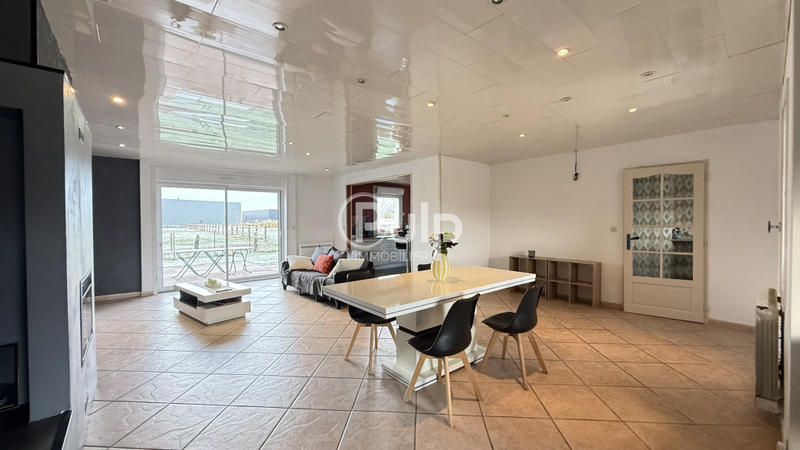 Maison - 158 m² - 5 pièces