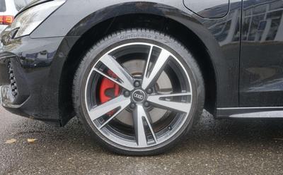 Audi A3 sportback 45 TFSIe s-Line 245 Hybride Rechargeable / Matrix Led Méplat Audi Sound System Jantes 18"