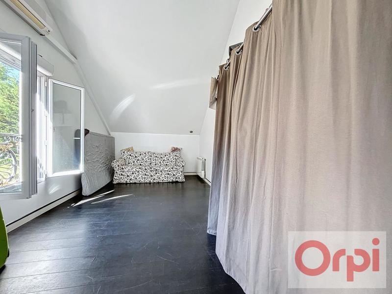 Maison - 197 m² - 8 pièces