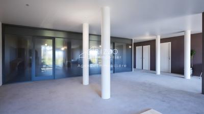 Local commercial - 174 m²