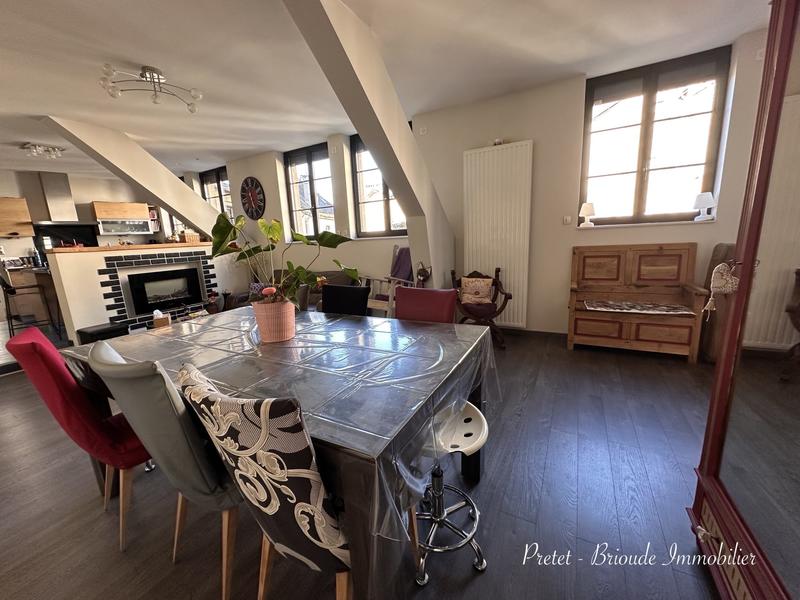 Appartement - 108 m² - 5 pièces