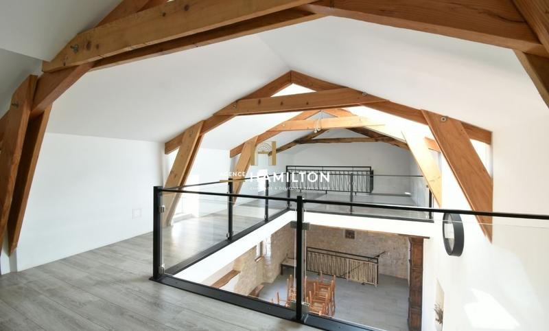 Corps de ferme - 290 m² - 11 pièces