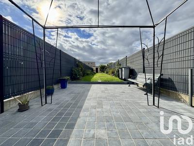 Maison - 102 m² - 5 pièces