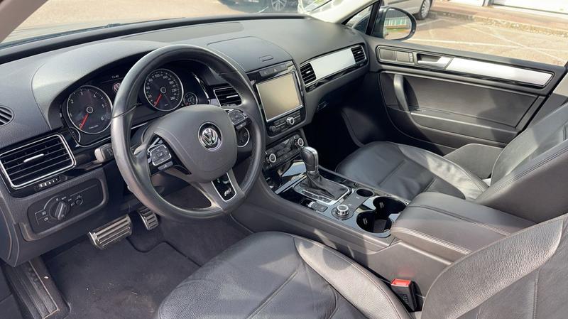 Volkswagen Touareg 3.0 Tdi 245 4Motion Tiptronic 8 R-Exclusive