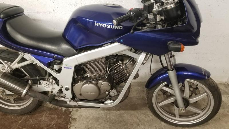 Hyosung Comet 125 hyosung bleu 0125 611
