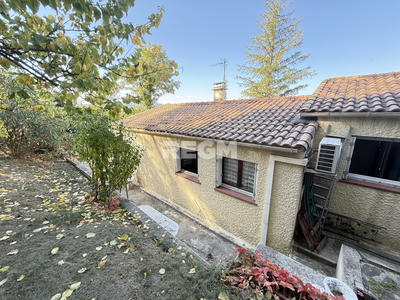 Maison - 93 m² - 4 pièces