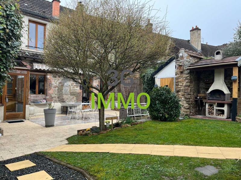 Maison de village - 176 m² - 7 pièces