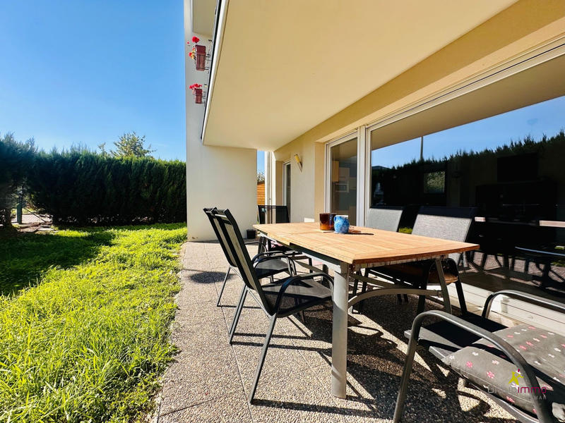 Appartement - 95 m² - 4 pièces