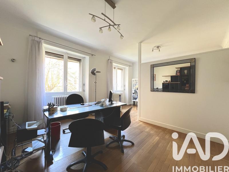 Appartement - 106 m² - 6 pièces