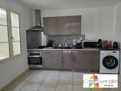 Maison traditionnelle - 148 m² - 6 pièces