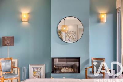 Maison - 233 m² - 8 pièces