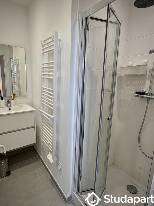 Chambre - 13 m² - 1 pièce