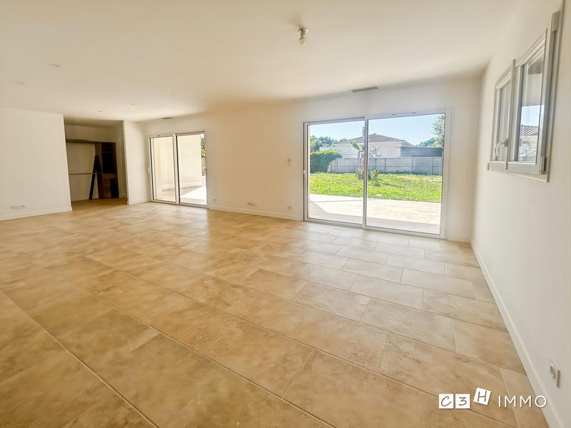 Maison - 110 m² - 4 pièces