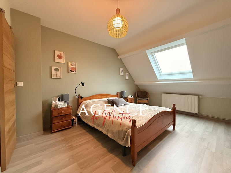 Maison - 156 m² - 7 pièces