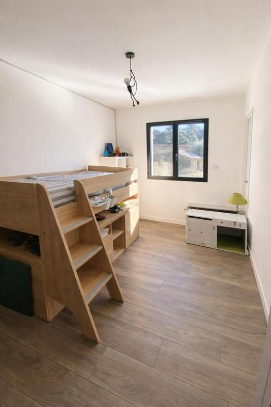 Maison - 166 m² - 5 pièces