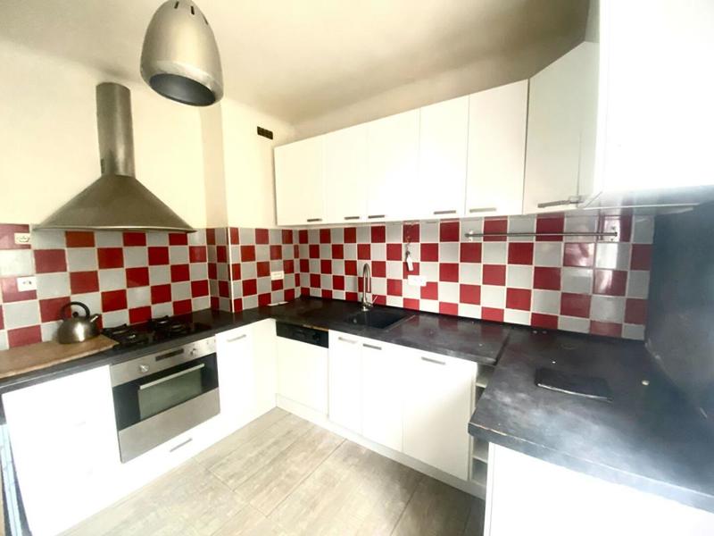 Maison - 94 m² - 5 pièces