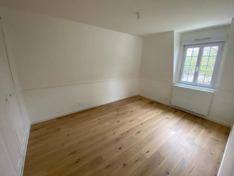 Maison - 180 m² - 6 pièces