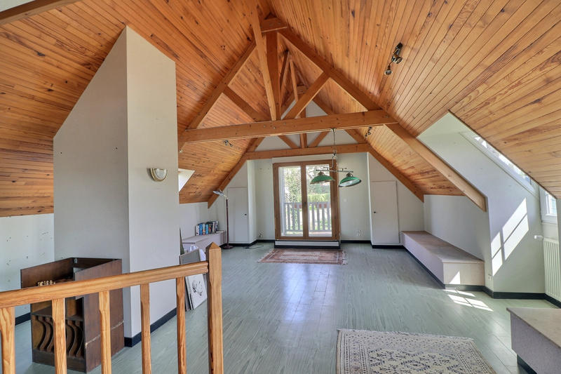 Propriété - 220 m² - 8 pièces