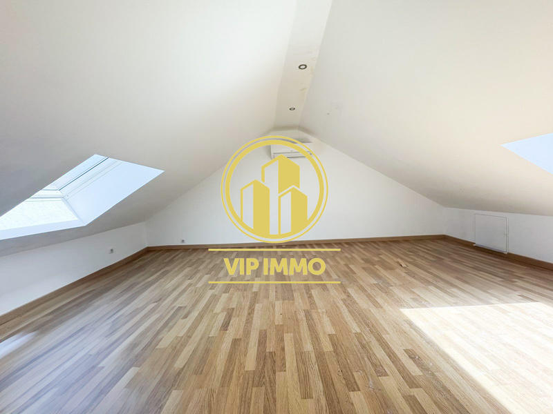 Duplex - 94 m² - 6 pièces